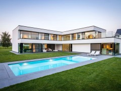 JDS Pools Strakke aansluiting op woning